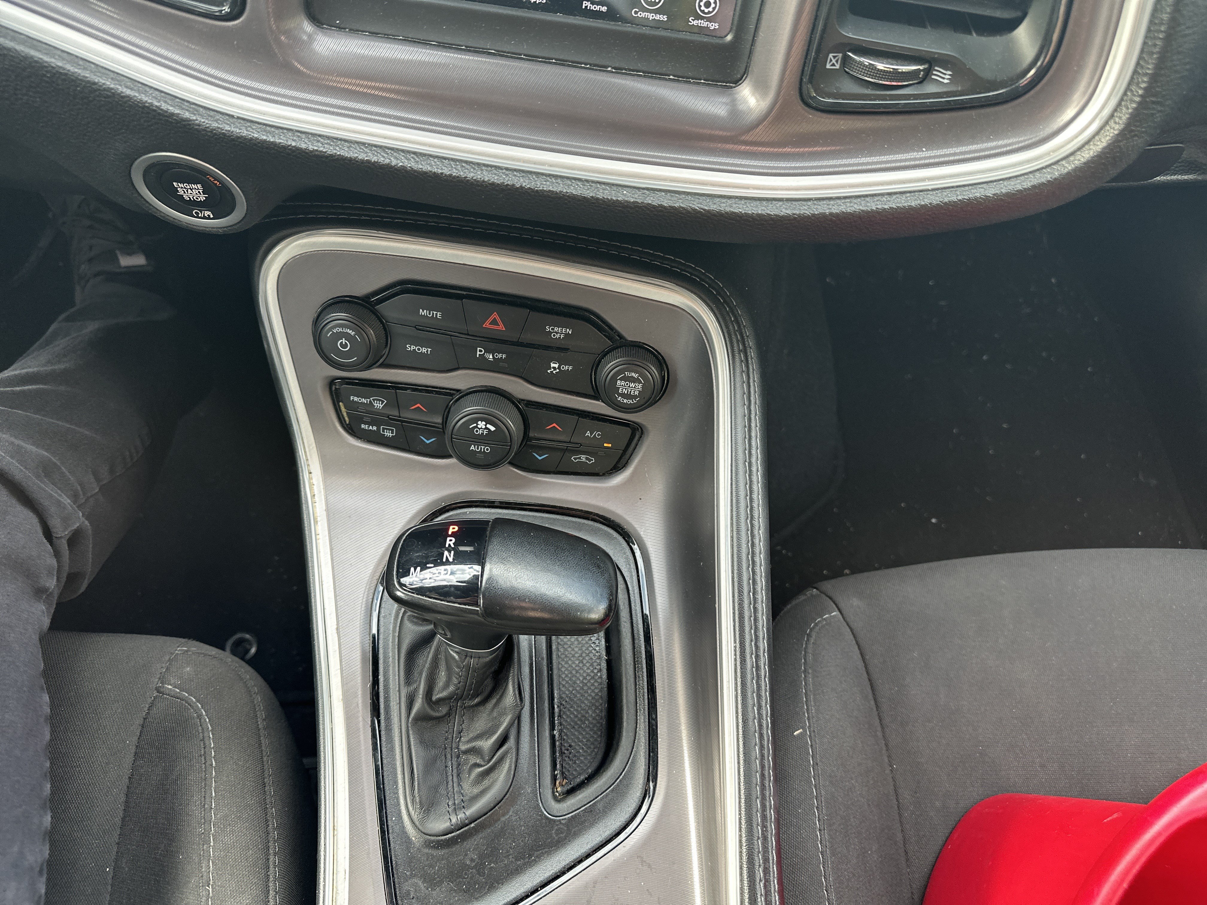 Used 2022 Dodge Challenger GT AWD/4WD image 25