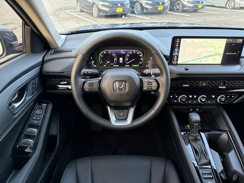 New 2025 Honda Accord Touring image 17