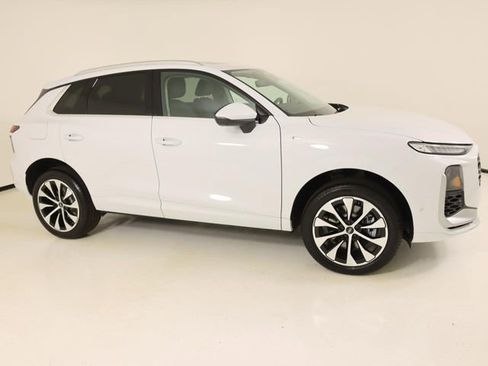 New 2026 Audi Q3 quattro 2.0T image 6