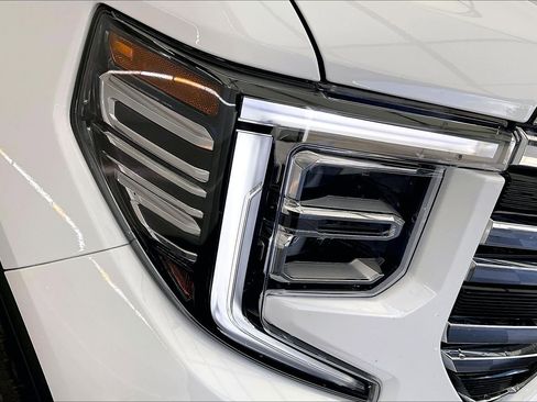 New 2026 GMC Sierra 1500 SLT w/ SLT Premium Plus Package image 15