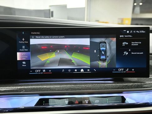 Used 2023 BMW i7 xDrive60 image 12