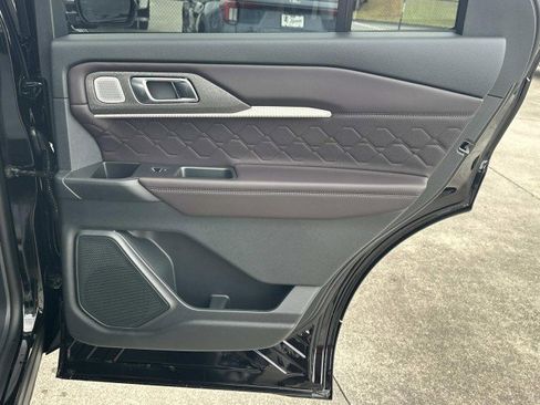 New 2026 Ford Explorer Platinum w/ LUX Leather Package AWD/4WD image 16