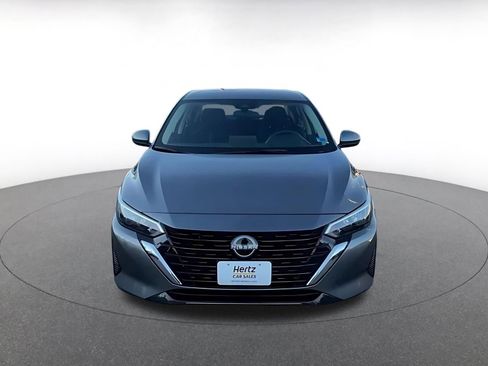 Used 2025 Nissan Sentra SV image 4