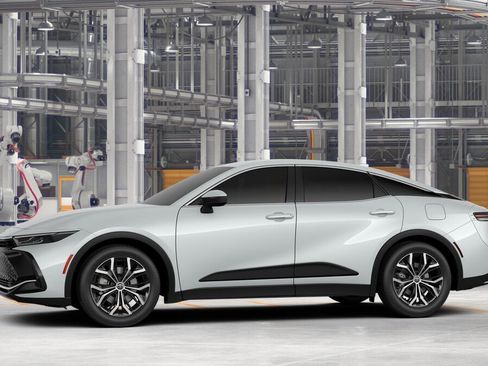 New 2026 Toyota Crown XLE image 3