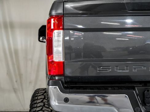 Used 2019 Ford F250 Lariat w/ Lariat Ultimate Package AWD/4WD image 42