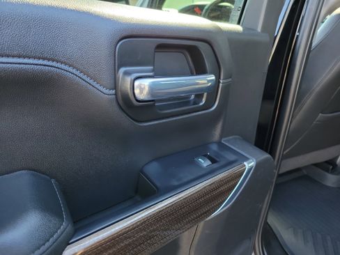 Used 2020 Chevrolet Silverado 1500 RST image 13