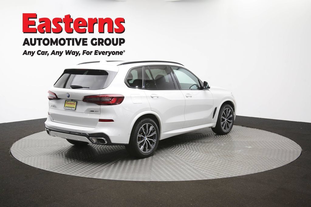 Used 2023 BMW X5 xDrive40i w/ M Sport Package AWD/4WD image 46