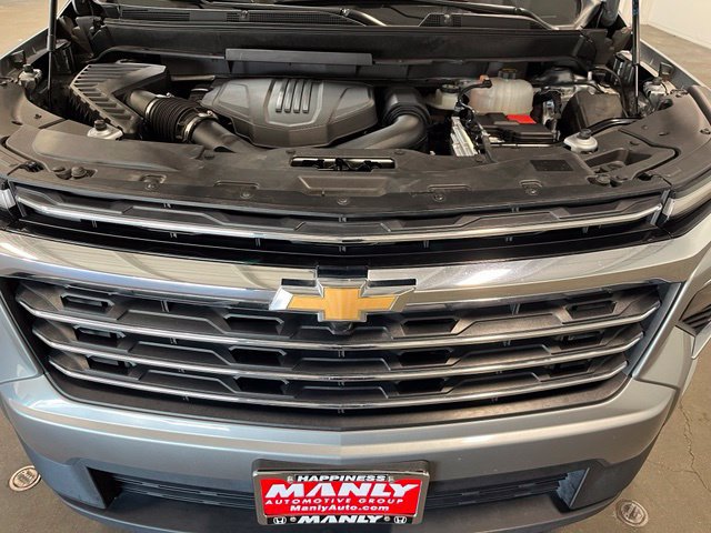 Used 2025 Chevrolet Traverse LT FWD image 9