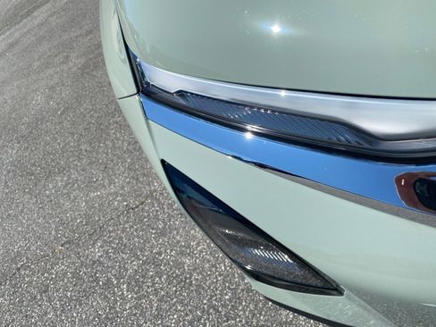 Used 2025 Chevrolet Equinox LT image 28