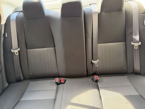 Used 2025 Nissan Sentra SV image 36