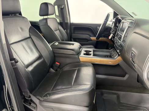 Used 2016 Chevrolet Silverado 1500 LTZ w/ Sport Package AWD/4WD image 32