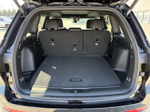 New 2026 Jeep Grand Cherokee Limited Reserve image 11