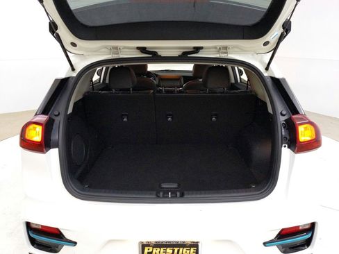 Used 2022 Kia Niro EX FWD image 30