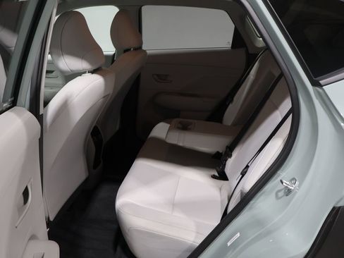 Used 2025 Hyundai Kona SEL image 18