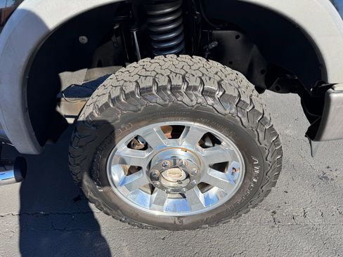 Used 2009 Ford F350 Harley-Davidson image 14