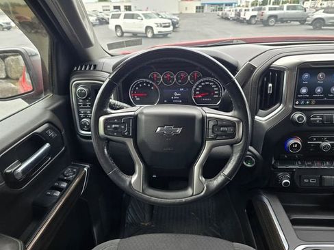 Used 2022 Chevrolet Silverado 1500 LT Trail Boss w/ Bed Protection Package AWD/4WD image 27