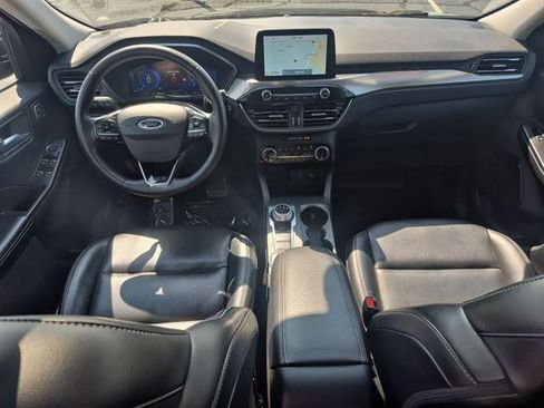Used 2022 Ford Escape Titanium image 21