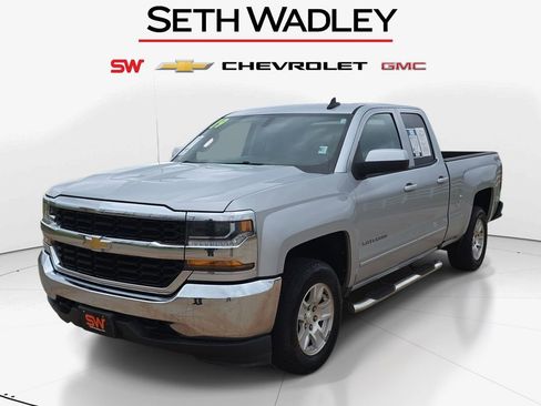 Used 2018 Chevrolet Silverado 1500 LT image 3