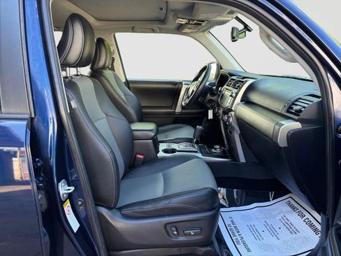 Used 2014 Toyota 4Runner SR5 Premium AWD/4WD image 16
