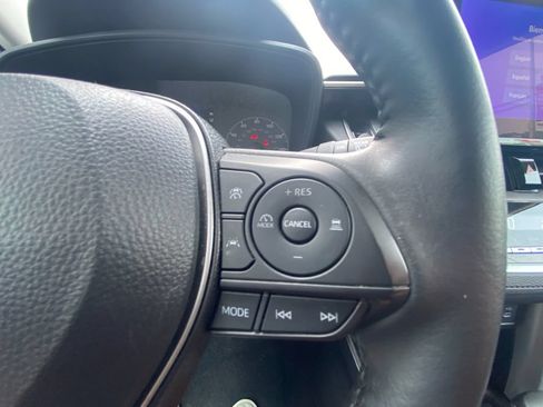 Used 2024 Toyota Corolla Cross LE w/ Moonroof Package AWD/4WD image 19