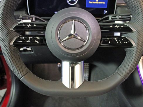 Certified 2026 Mercedes-Benz GLC 300 4MATIC image 18