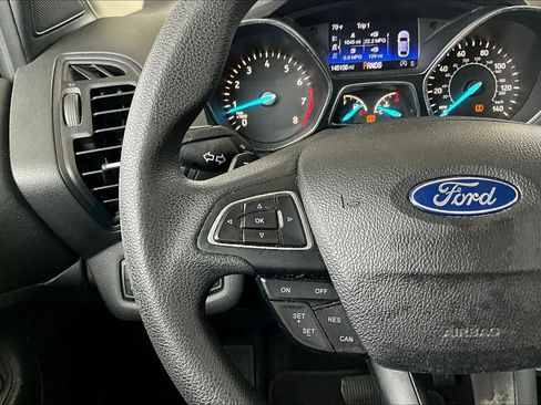 Used 2017 Ford Escape SE image 10