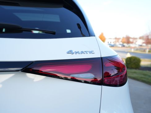 New 2026 Mercedes-Benz GLC 300 4MATIC image 14