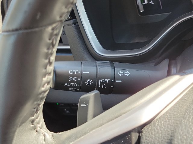 Used 2020 Honda CR-V Touring image 14