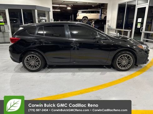 Used 2017 Subaru Impreza 2.0i AWD/4WD image 7