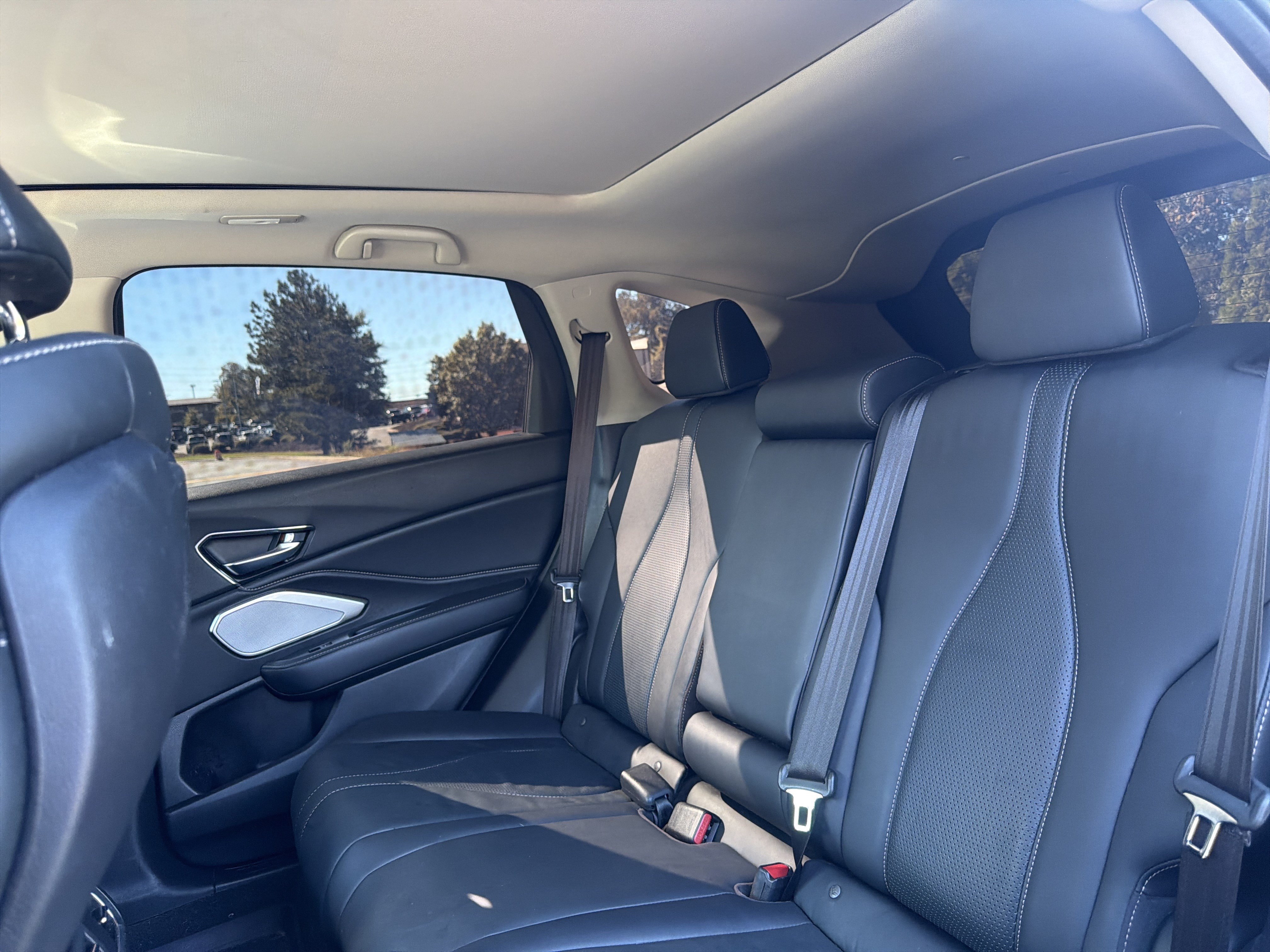 Used 2020 Acura RDX w/ Technology Package FWD image 8