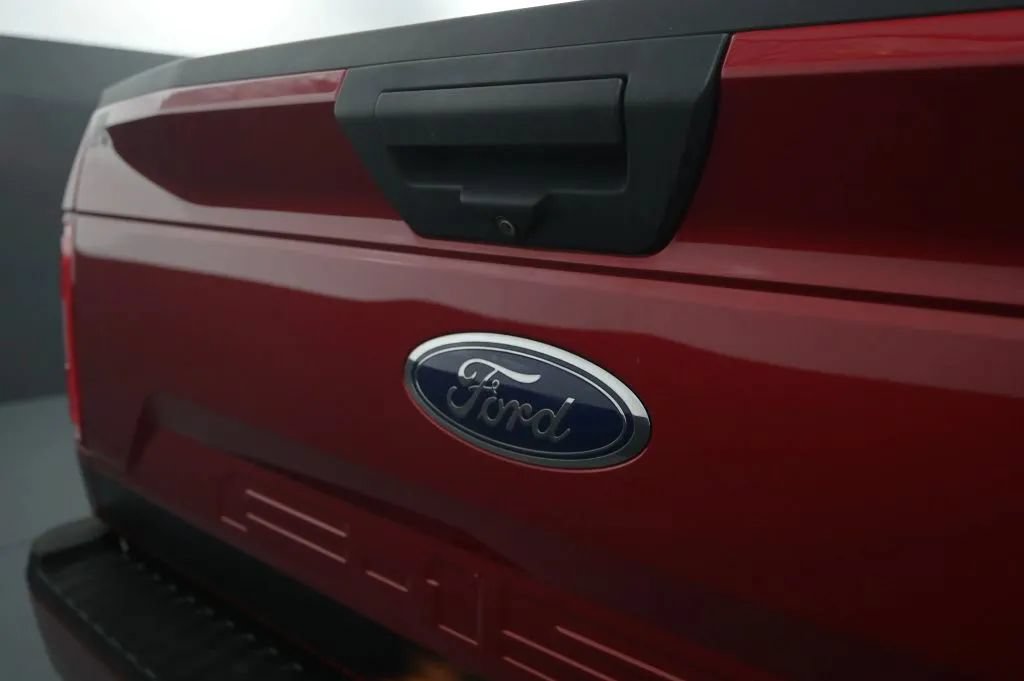 Used 2020 Ford F150 XLT w/ Equipment Group 302A Luxury AWD/4WD image 18