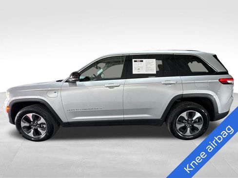 Used 2024 Jeep Grand Cherokee Limited 4xe AWD/4WD image 8
