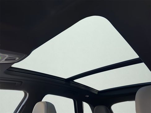 Used 2025 Audi Q5 Premium w/ Convenience Package image 34