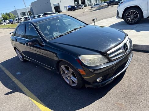Used 2010 Mercedes-Benz C 300 4MATIC Sedan image 3