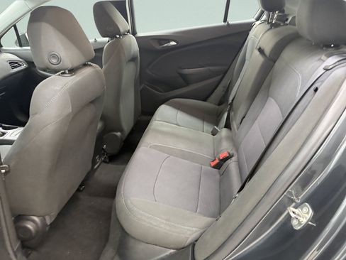 Used 2019 Chevrolet Cruze LT FWD image 11