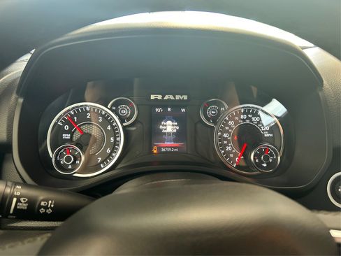 Used 2025 RAM 1500 Big Horn AWD/4WD image 14