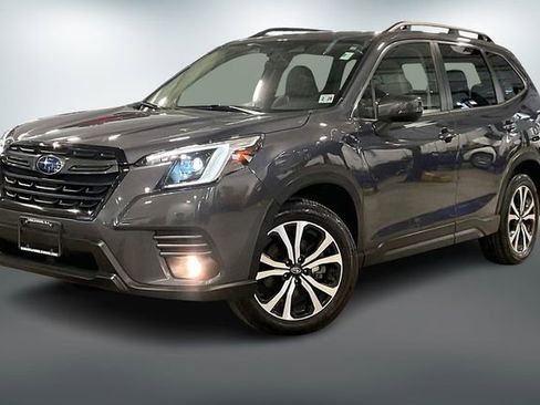 Used 2023 Subaru Forester Limited image 3