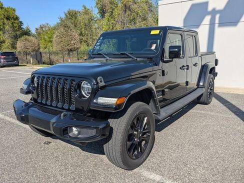 Used 2022 Jeep Gladiator Overland image 2