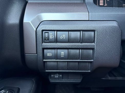 Used 2024 Toyota Tacoma SR5 w/ SR5 Upgrade Package AWD/4WD image 13
