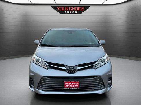 Used 2018 Toyota Sienna image 8