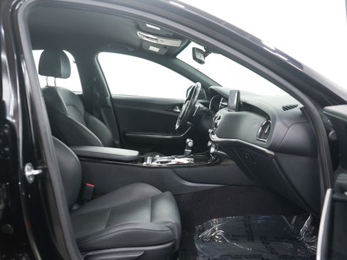 Used 2022 Kia Stinger GT-Line AWD/4WD image 13