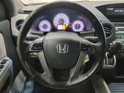 Used 2011 Honda Pilot EX-L image 17