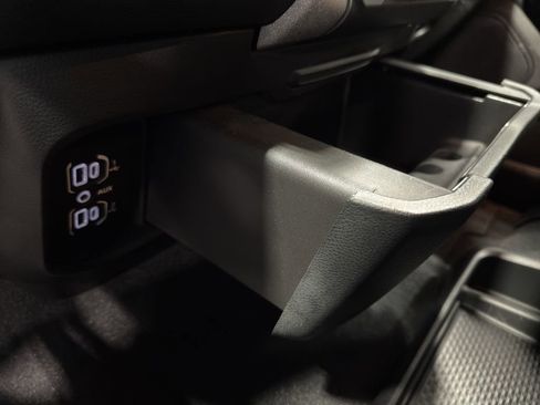 Used 2025 RAM 1500 Tradesman image 34