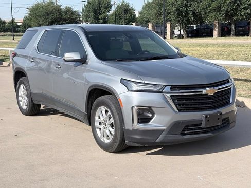 Certified 2023 Chevrolet Traverse LS w/ Safety Package FWD image 1