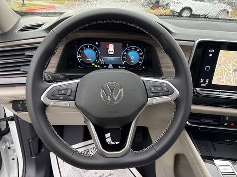 New 2026 Volkswagen Atlas SEL image 28