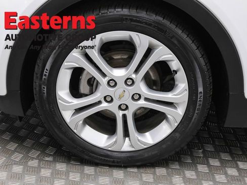 Used 2021 Chevrolet Bolt LT image 31