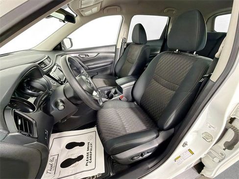 Used 2020 Nissan Rogue SV image 20