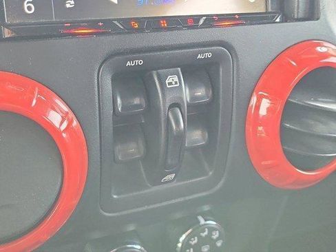 Used 2016 Jeep Wrangler Unlimited Sport w/ Quick Order Package 24S AWD/4WD image 26