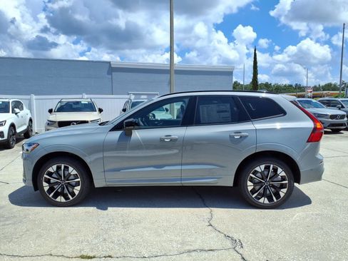 New 2026 Volvo XC60 B5 Plus w/ Protection Package Premier image 4