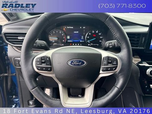 Used 2023 Ford Explorer Limited image 19